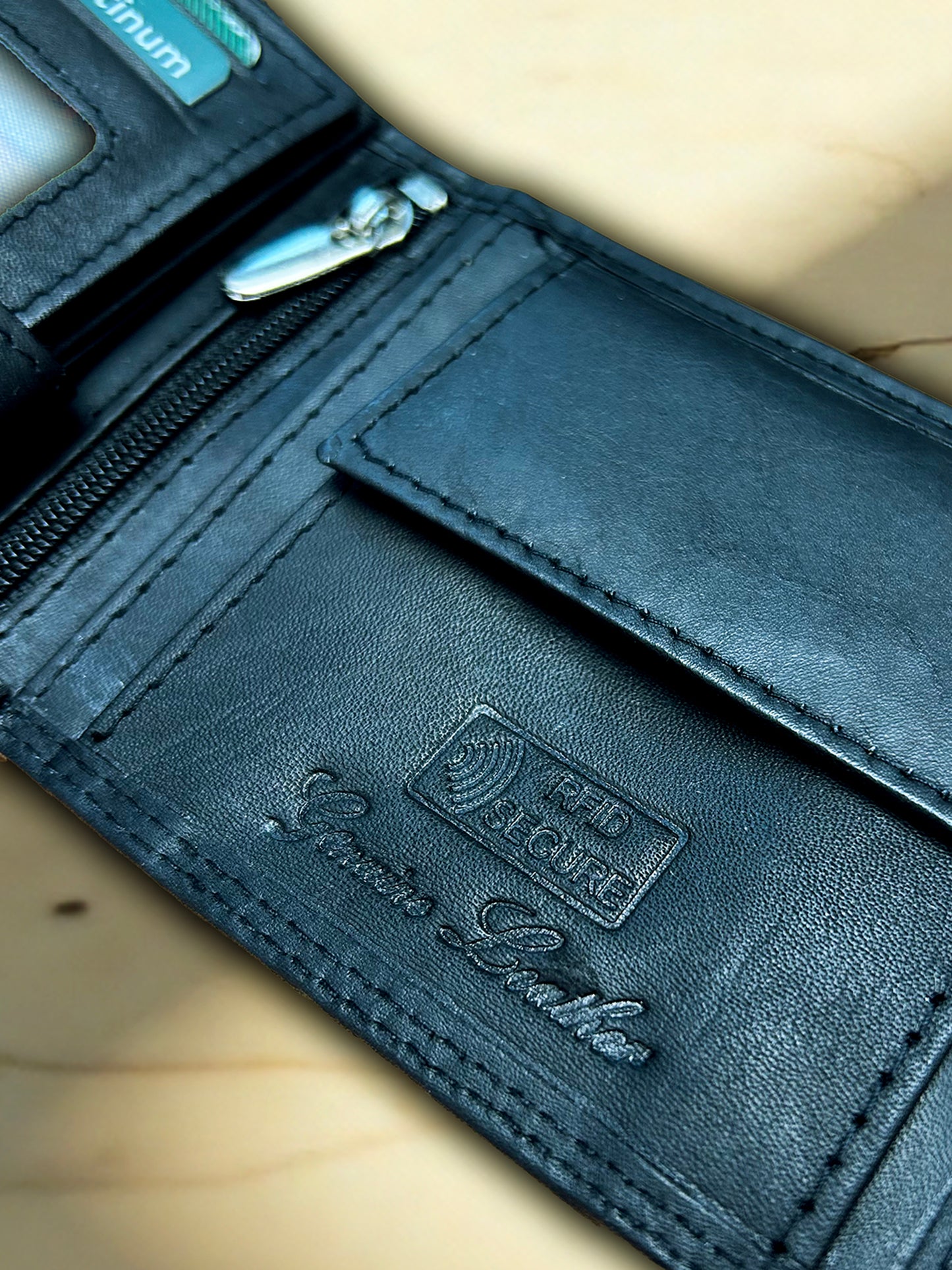LDN Genuine Leather Wallet - RFID Protected