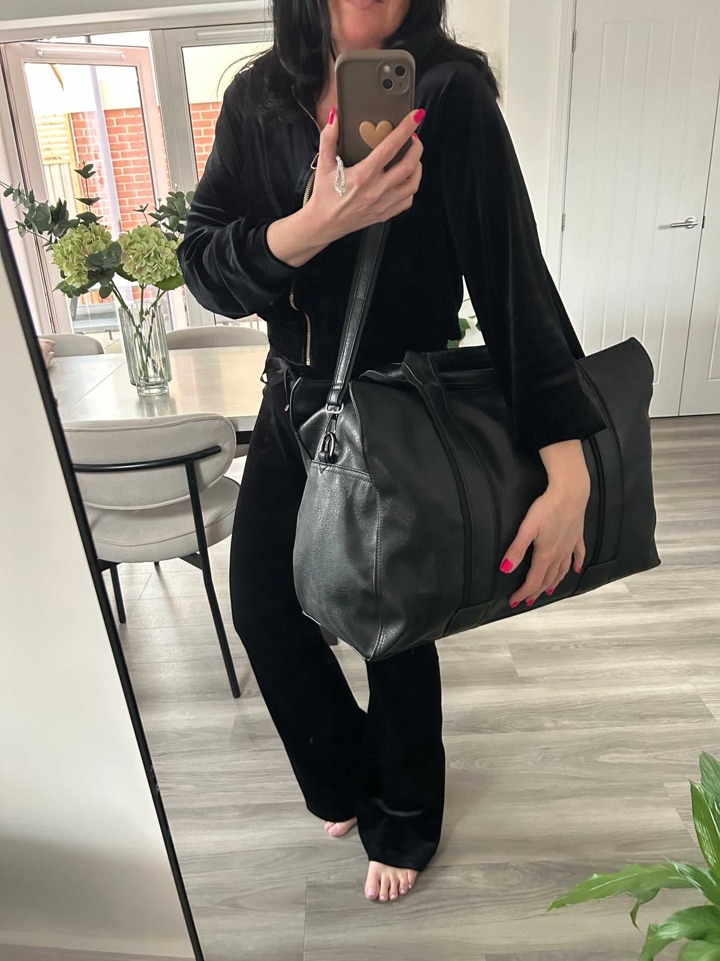 Brooklyn - Large Soft Leather-Look Holdall