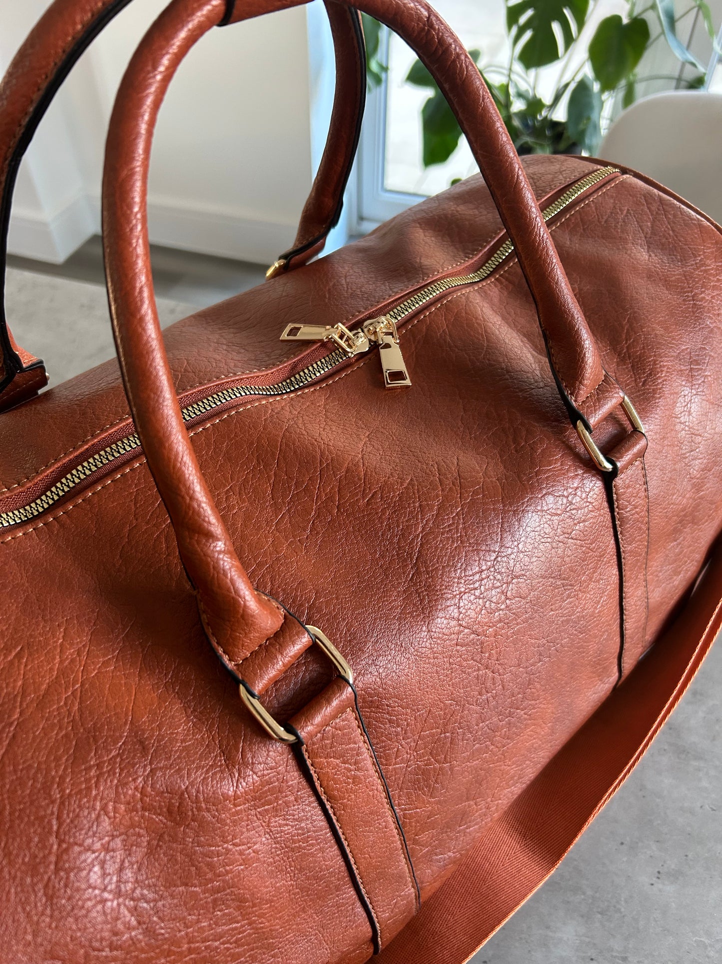 Jordan - Tan Leather-Look Holdall