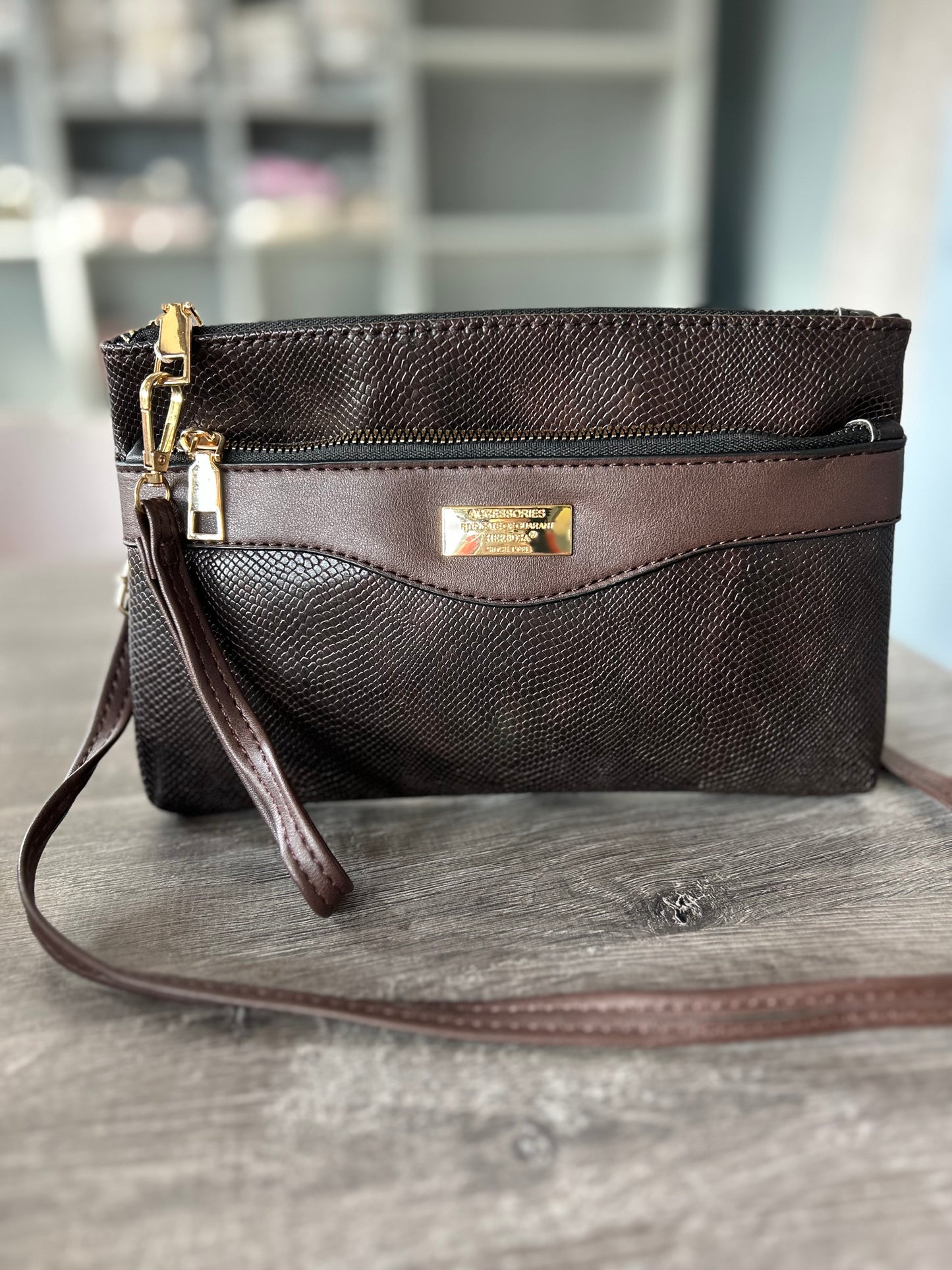 Zana - Faux Leather Small Snakeskin Effect Clutch / Crossbody Bag