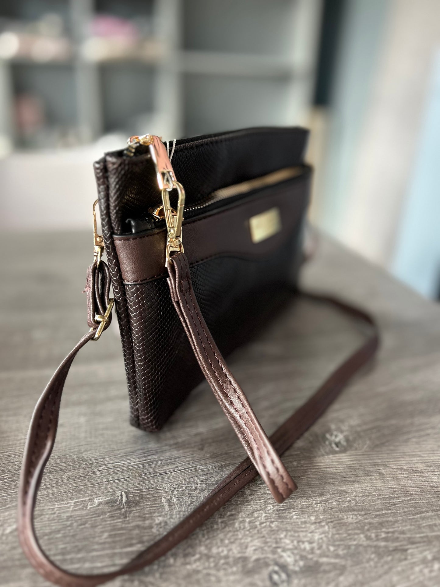Zana - Faux Leather Small Snakeskin Effect Clutch / Crossbody Bag