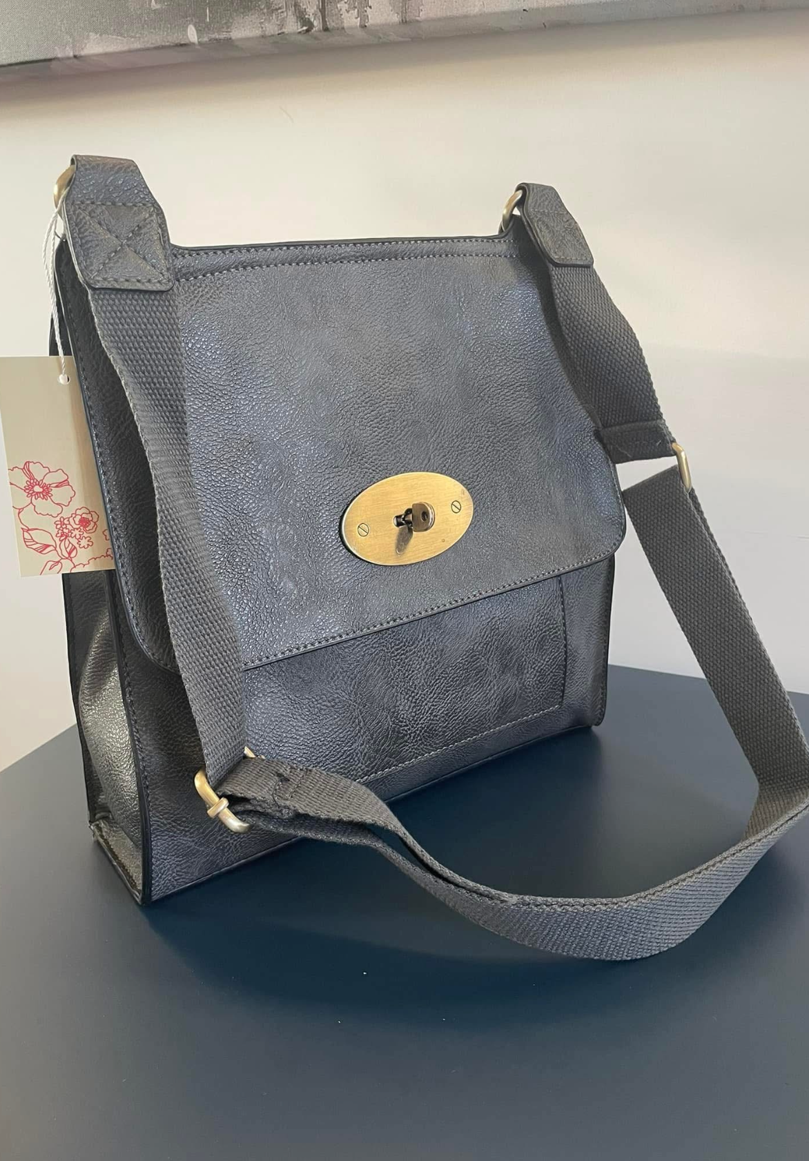 Hayley - Messenger Crossbody Bag