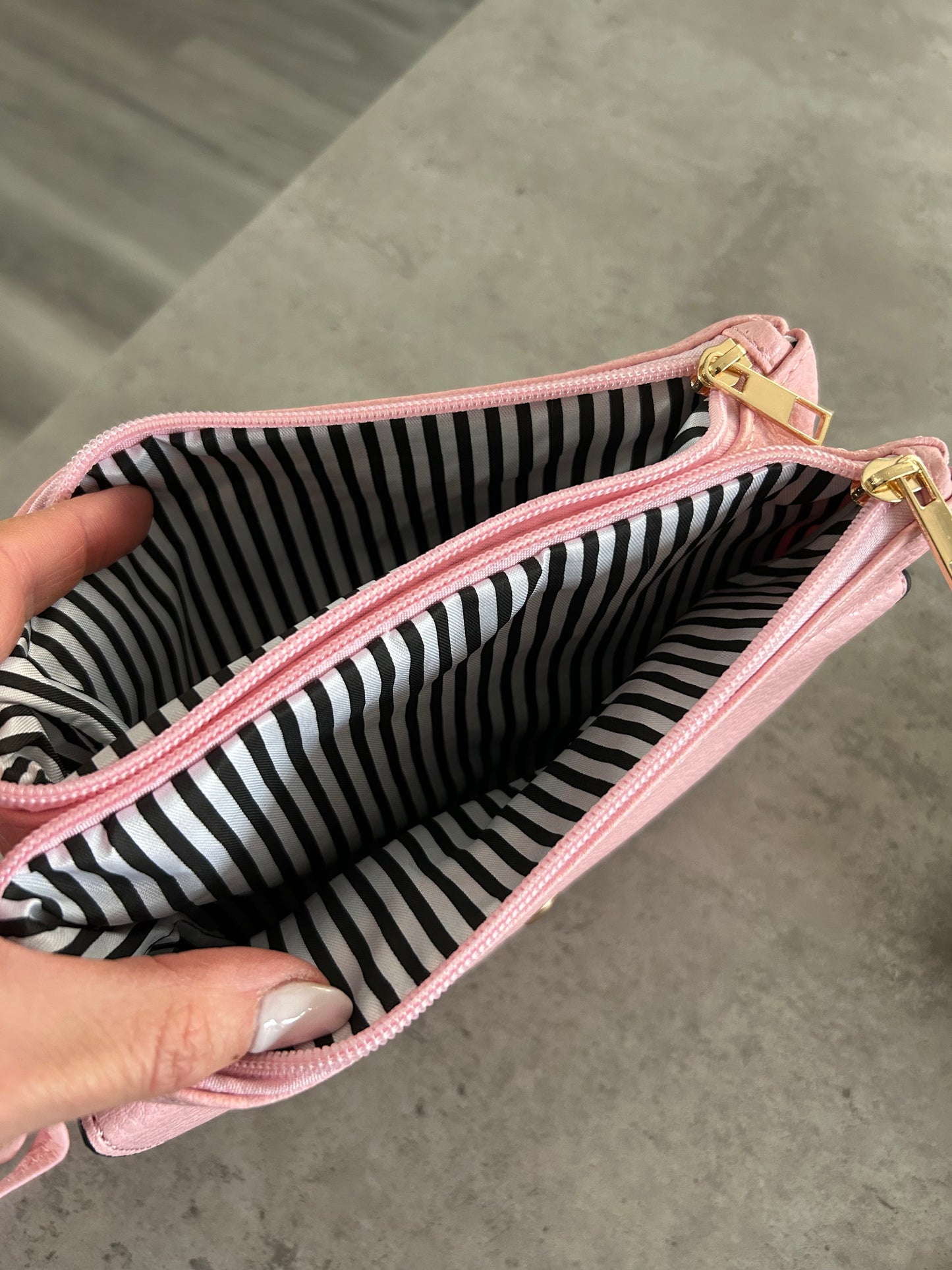 Jo-Jo - Leather-look clutch/crossbody bag