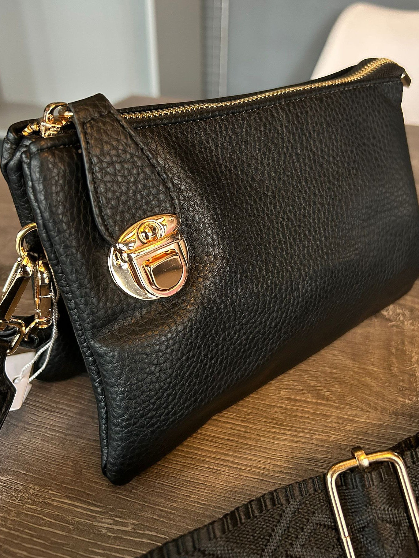 Amy - Soft small clutch / crossbody bag - Black