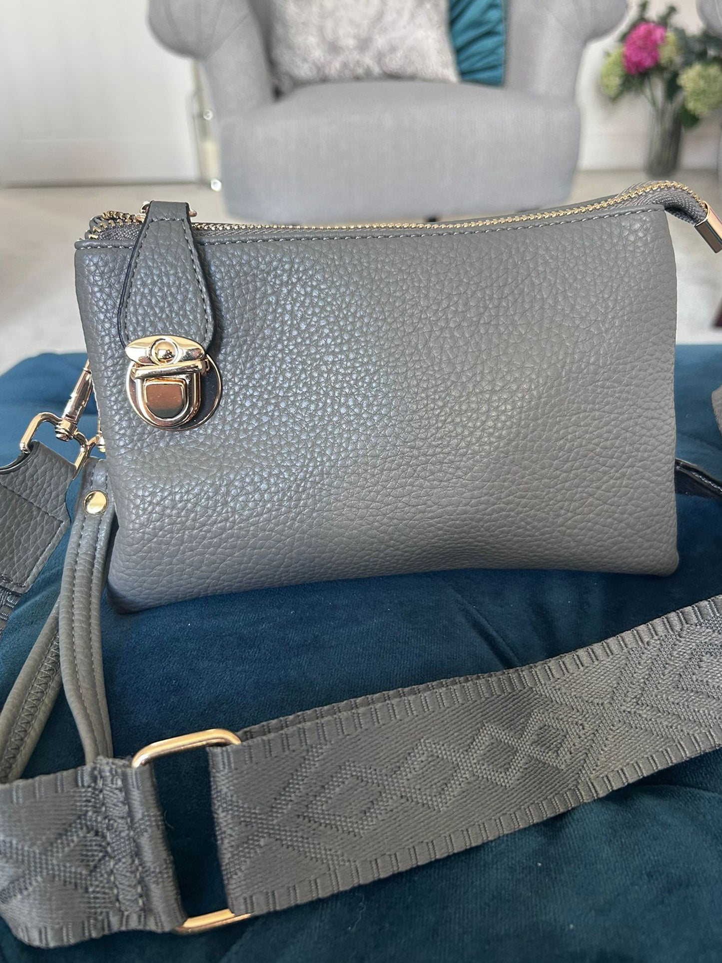 Amy - Soft Small Clutch / Crossbody Bag