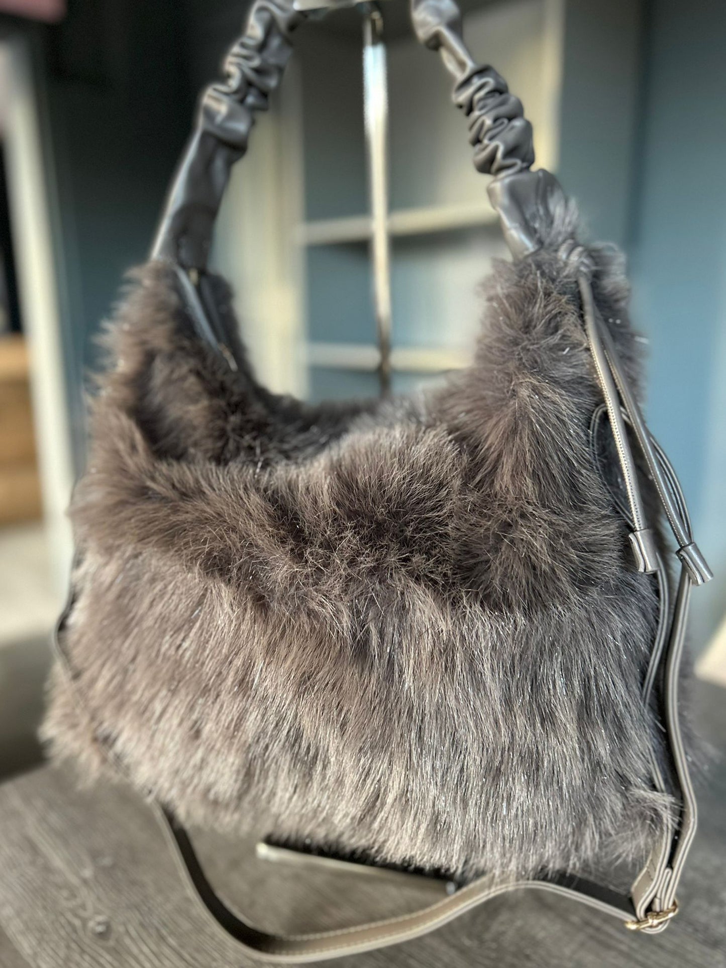 Angelica - Large Soft Faux Fur Bag