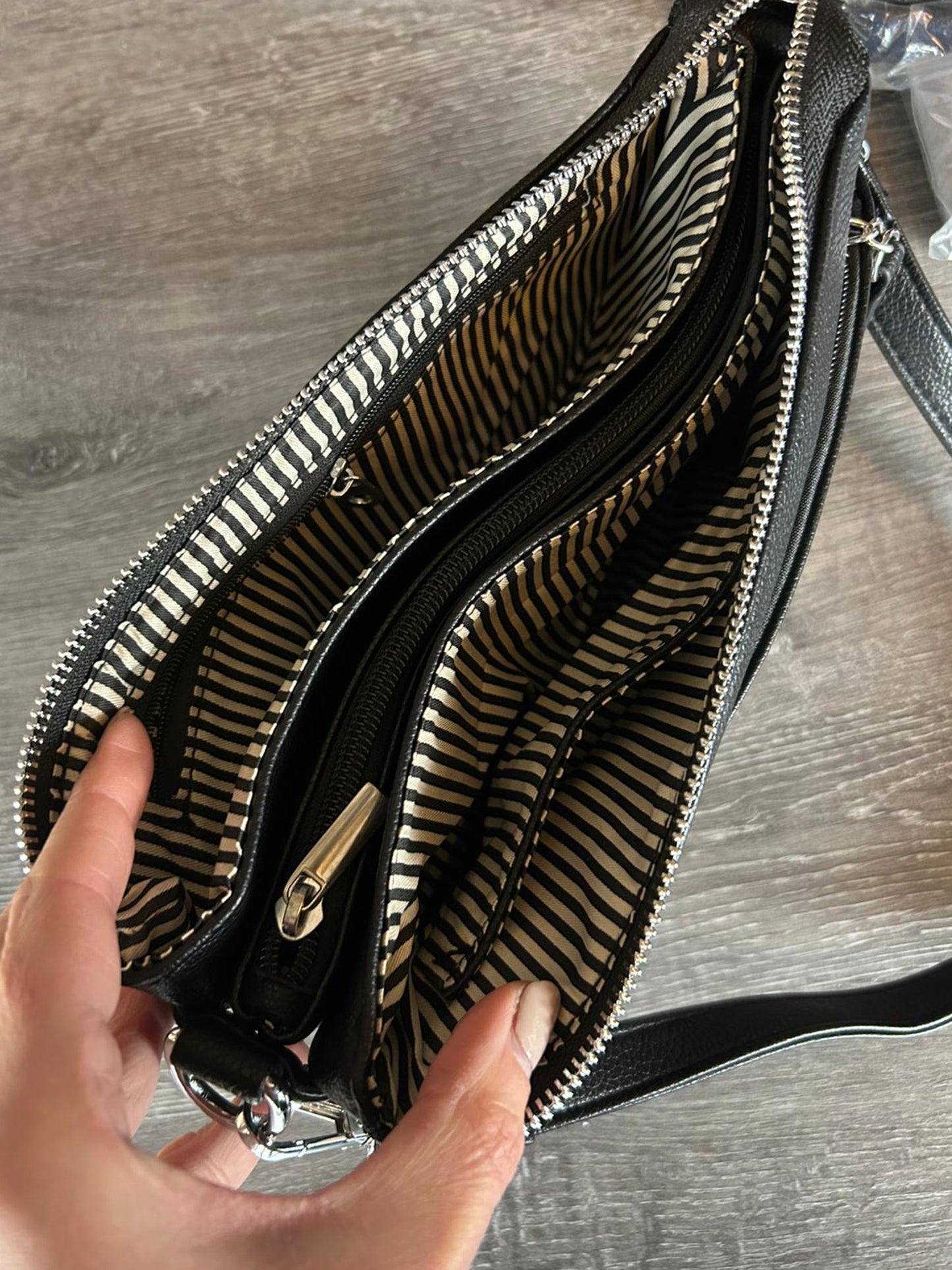 Becky - Tote / Crossbody / Shoulder Bag