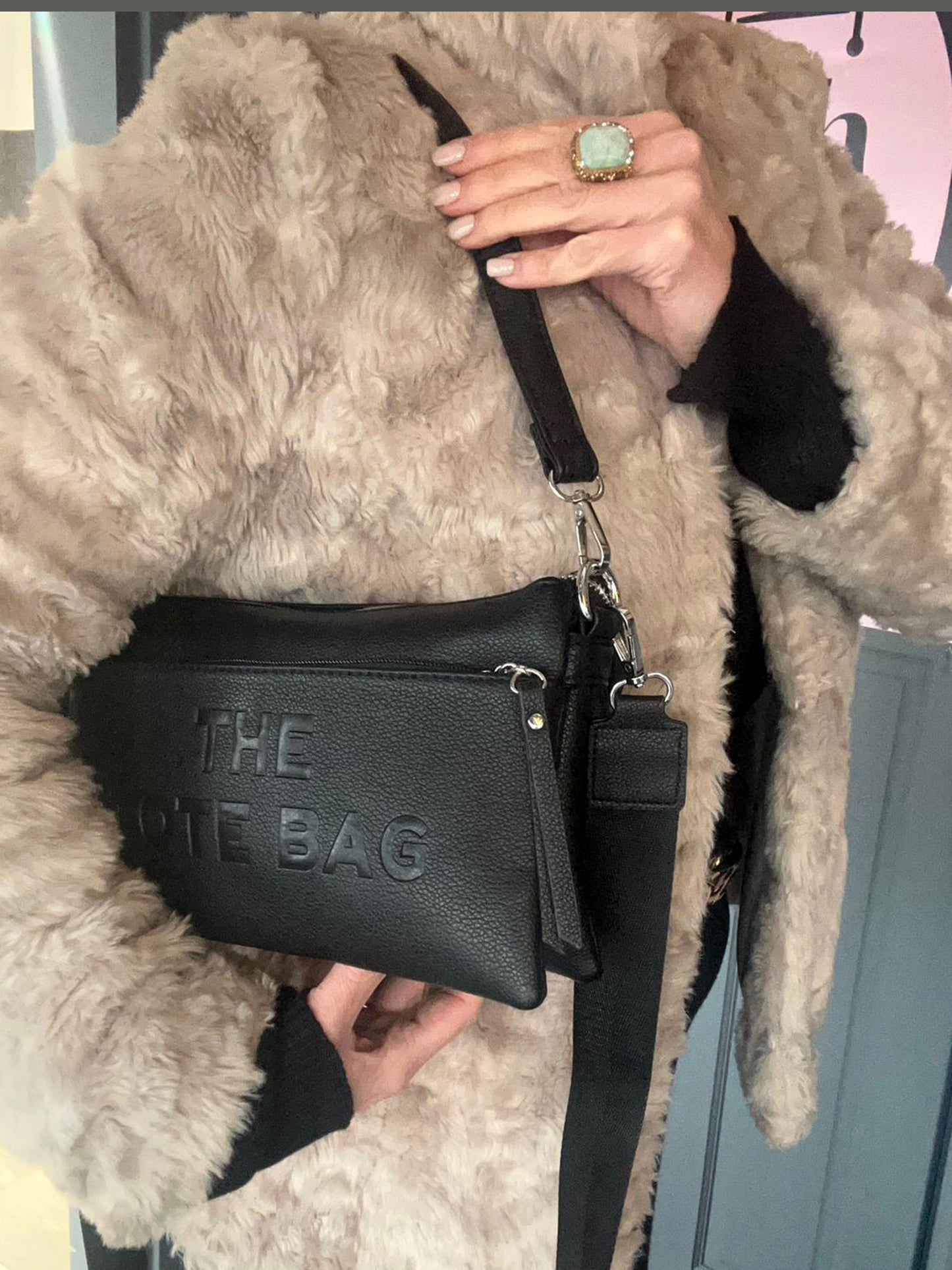 Becky - Tote / Crossbody / Shoulder Bag