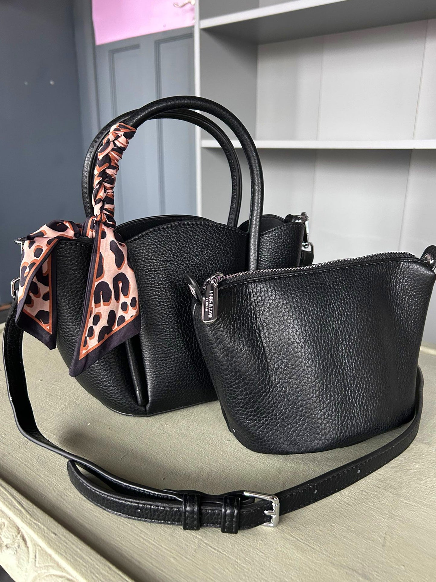 Betty - Small Grab Handle Bag With Insert