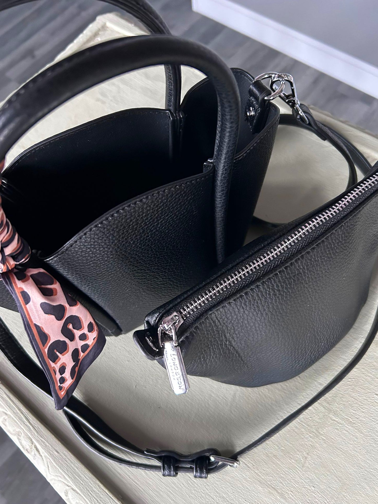 Betty - Small Grab Handle Bag With Insert