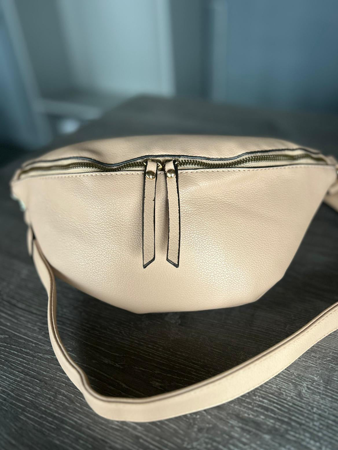 Billie -  Large crossbody bumbag