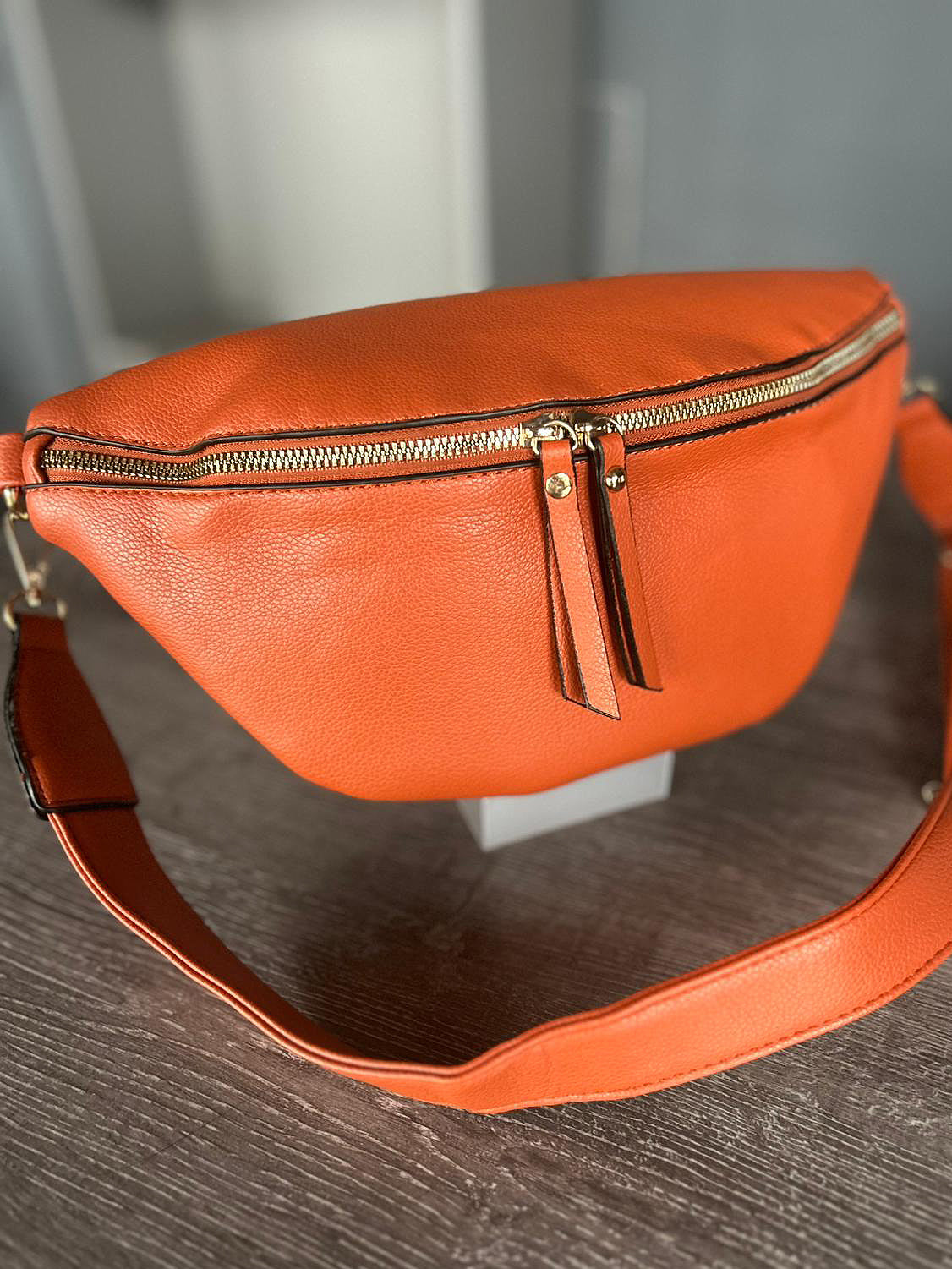 Billie -  Large crossbody bumbag