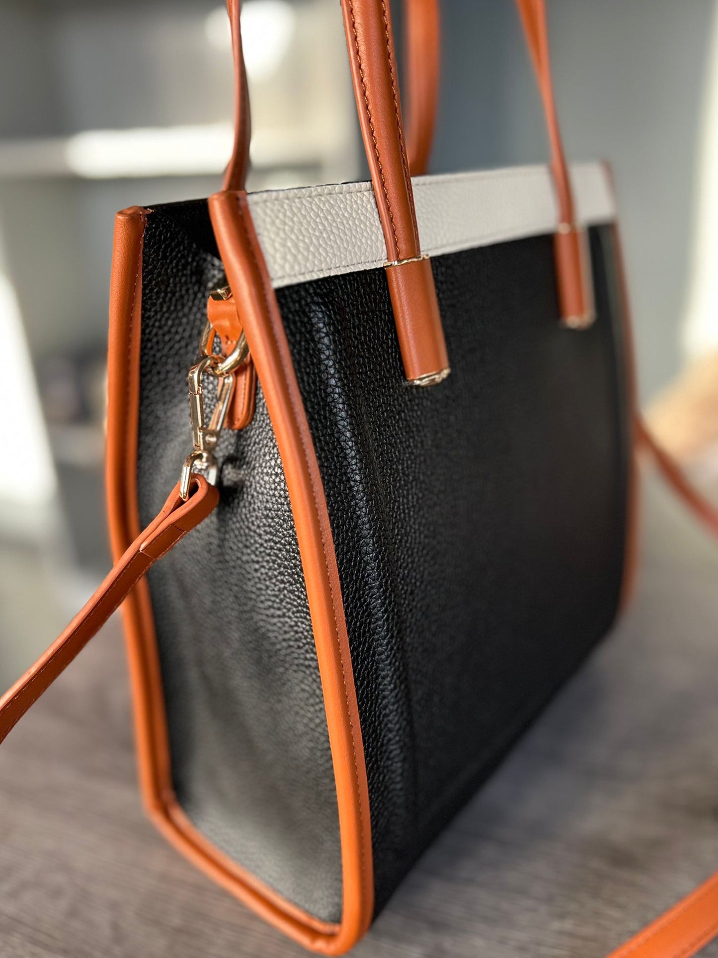Carmel - Faux Leather Tan Edged Crossbody Bag