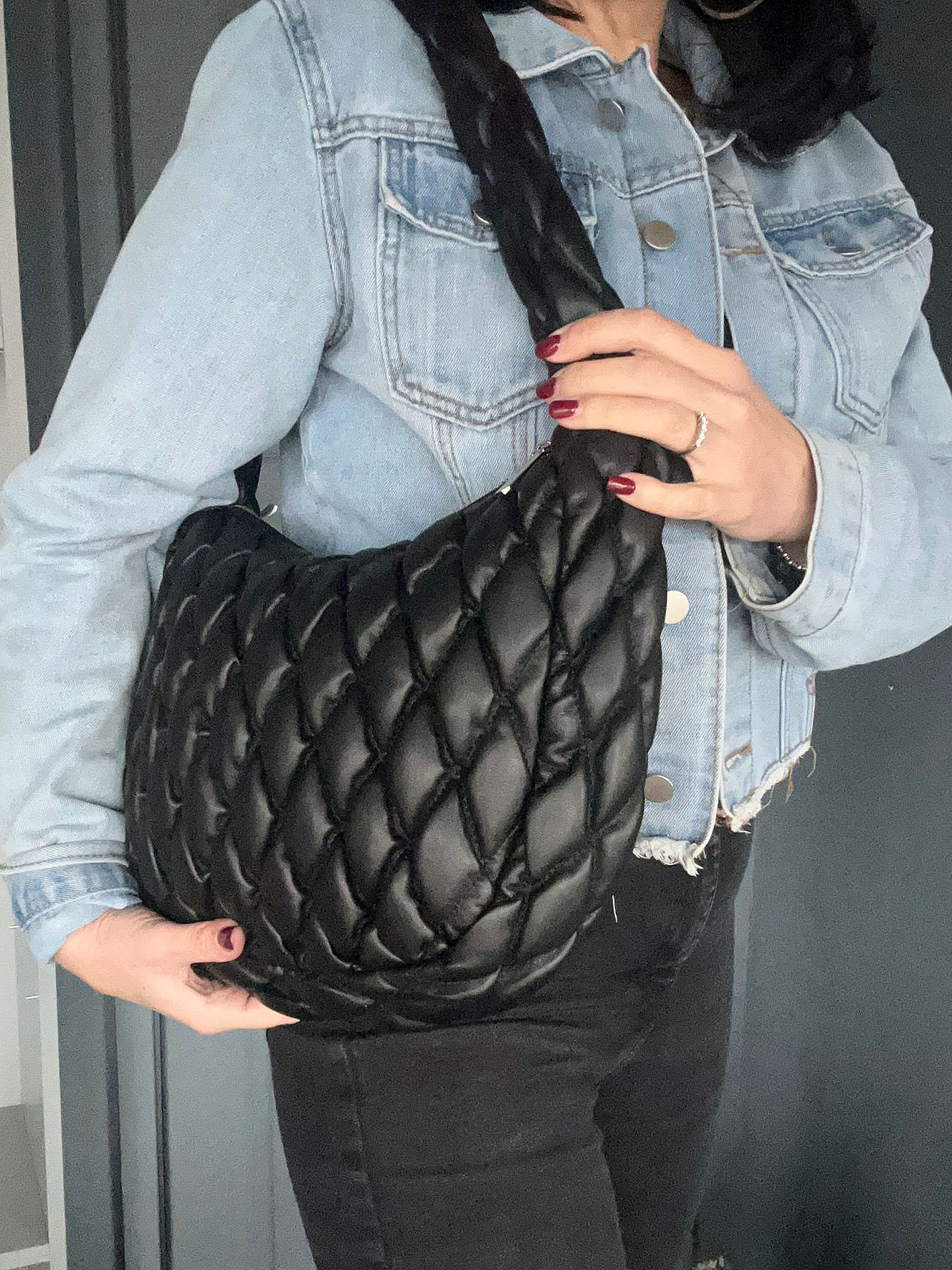 Danni - Soft quilted shoulder bag