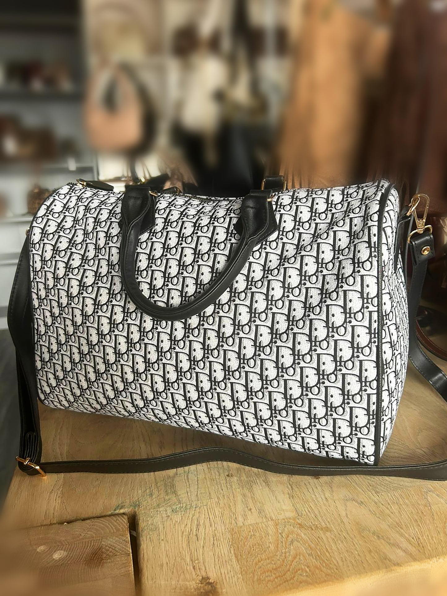 Dina - Small Holdall Bag