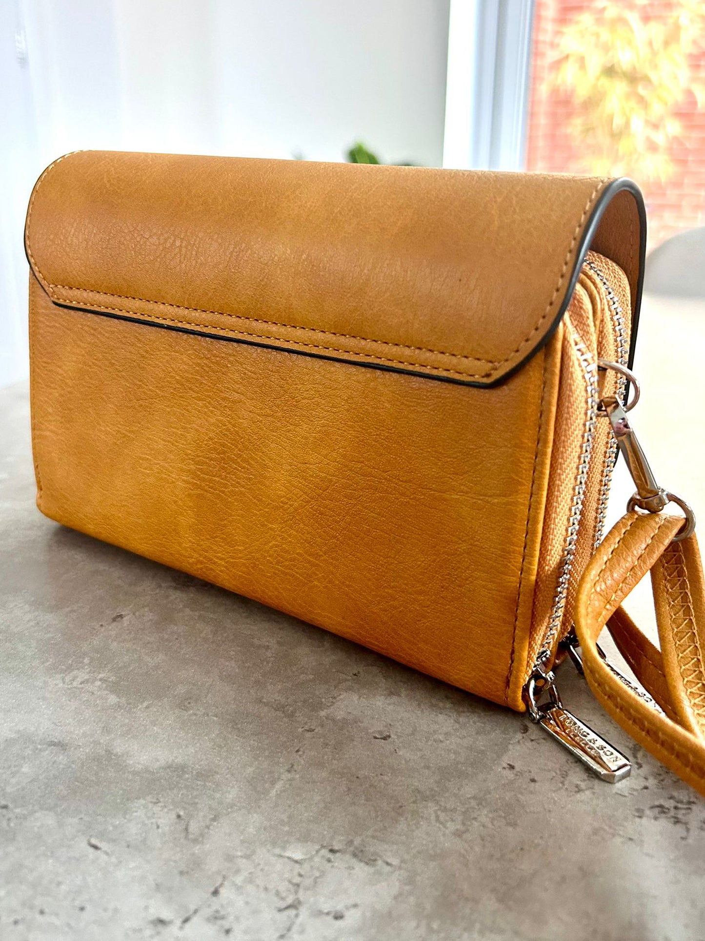 Dorothy - Small Faux Leather Crossbody Organiser Bag