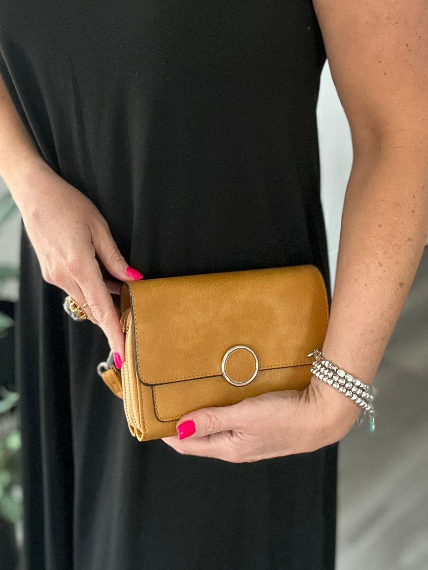 Dorothy - Small Faux Leather Crossbody Organiser Bag