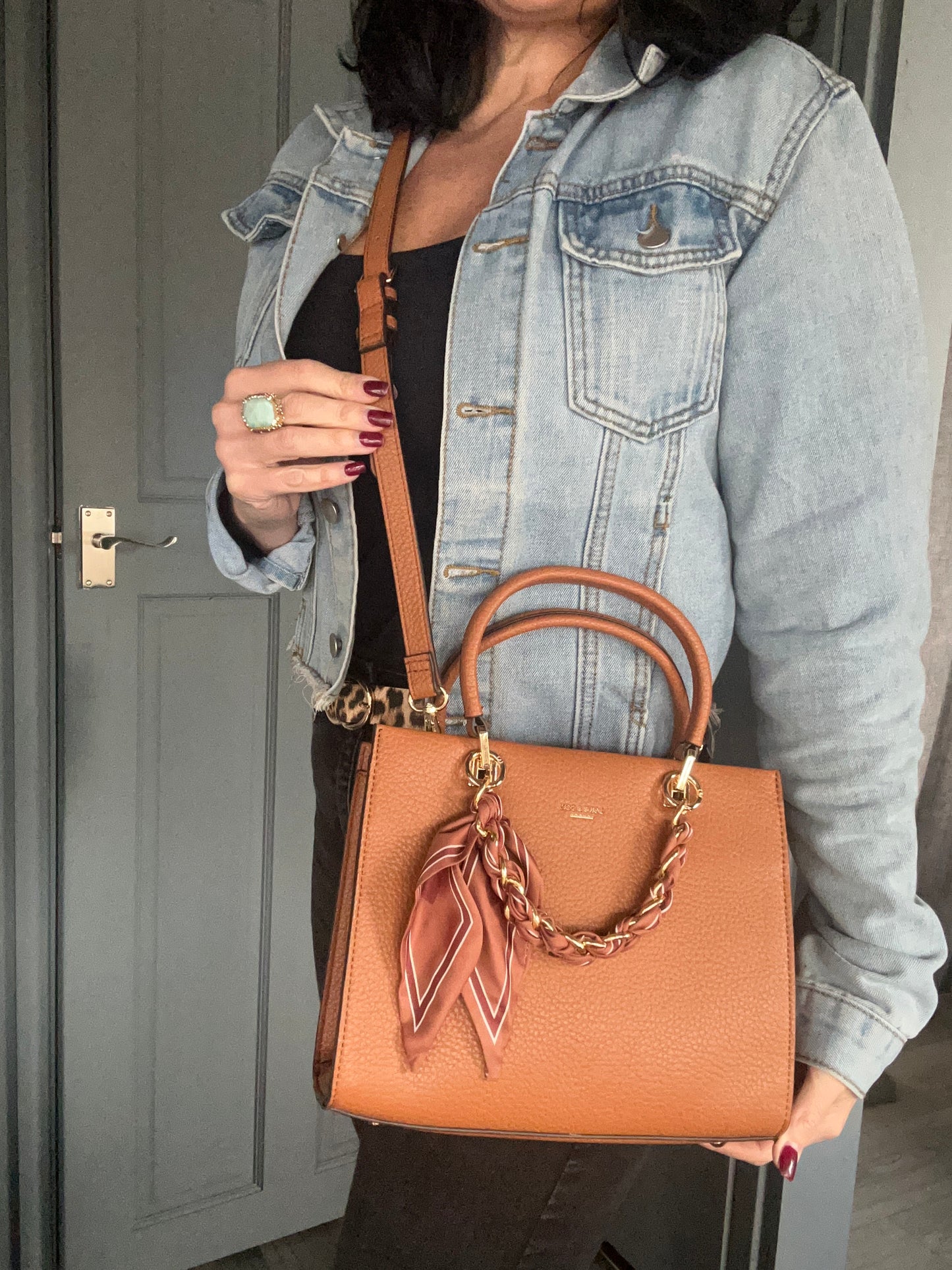 Charlotte - Handbag with chain & scarf detail