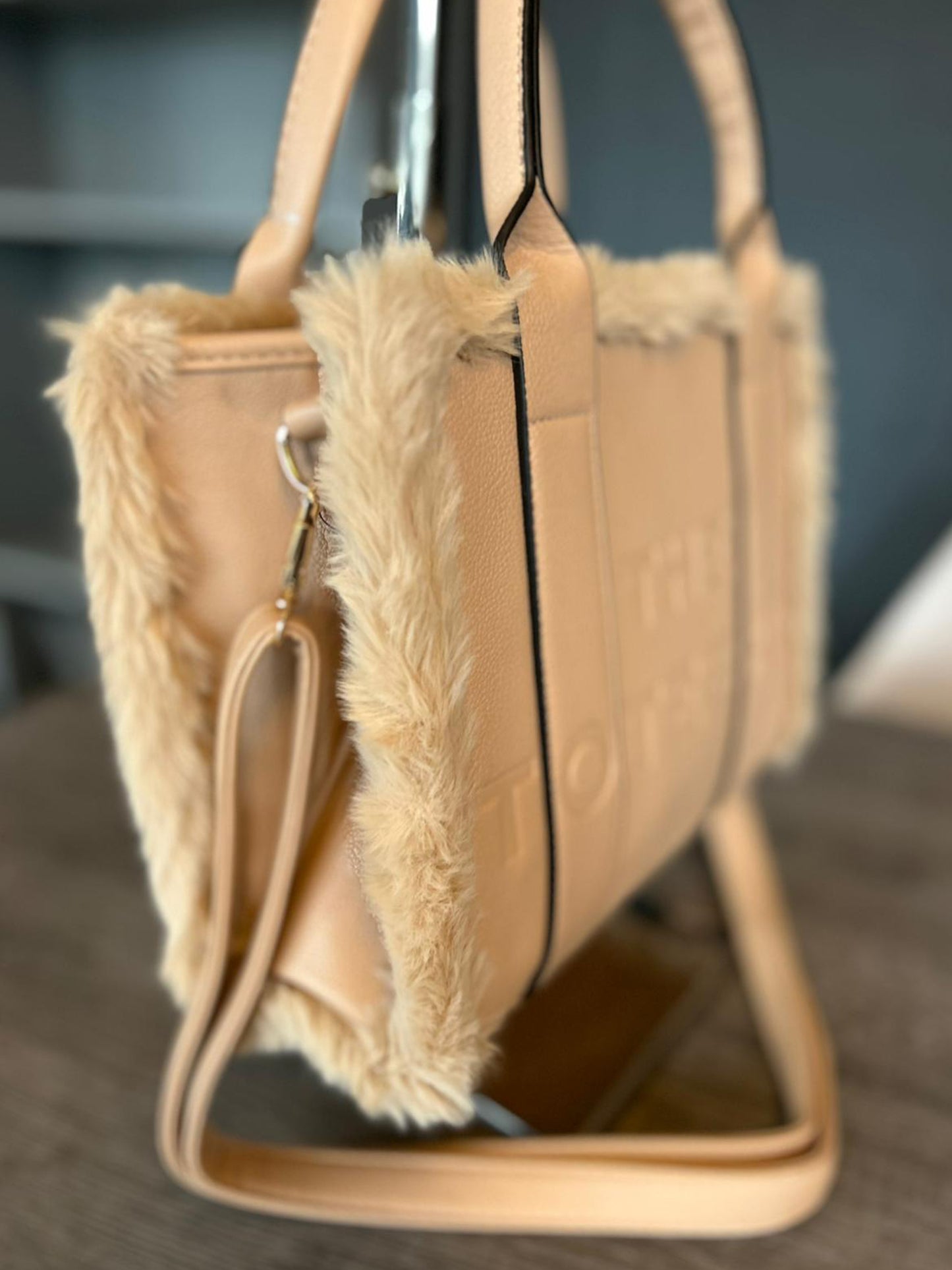 Frankie - Faux Fur Trimmed Tote Bag