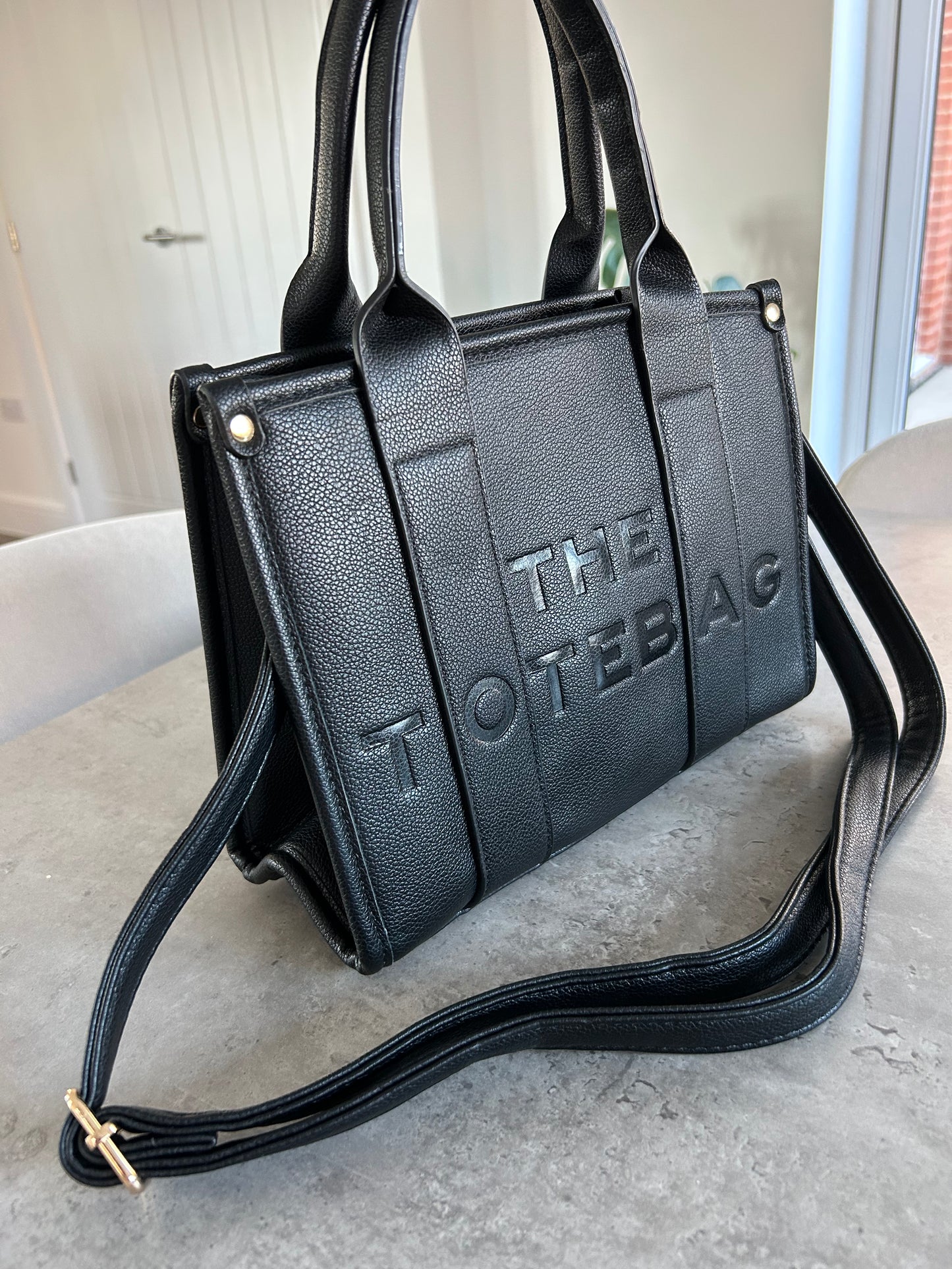 London - The Tote Bag - Medium - Black