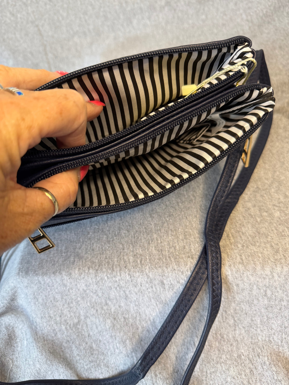 Jo-Jo - Faux Leather Clutch / Crossbody Bag