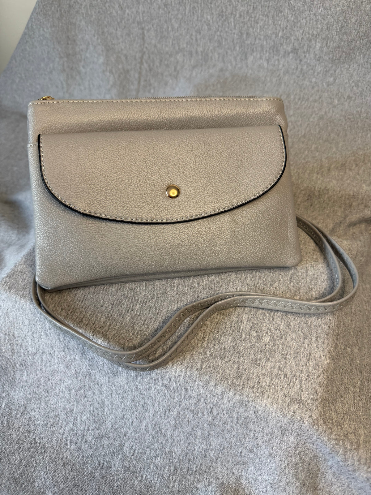 Jo-Jo - Faux Leather Clutch / Crossbody Bag