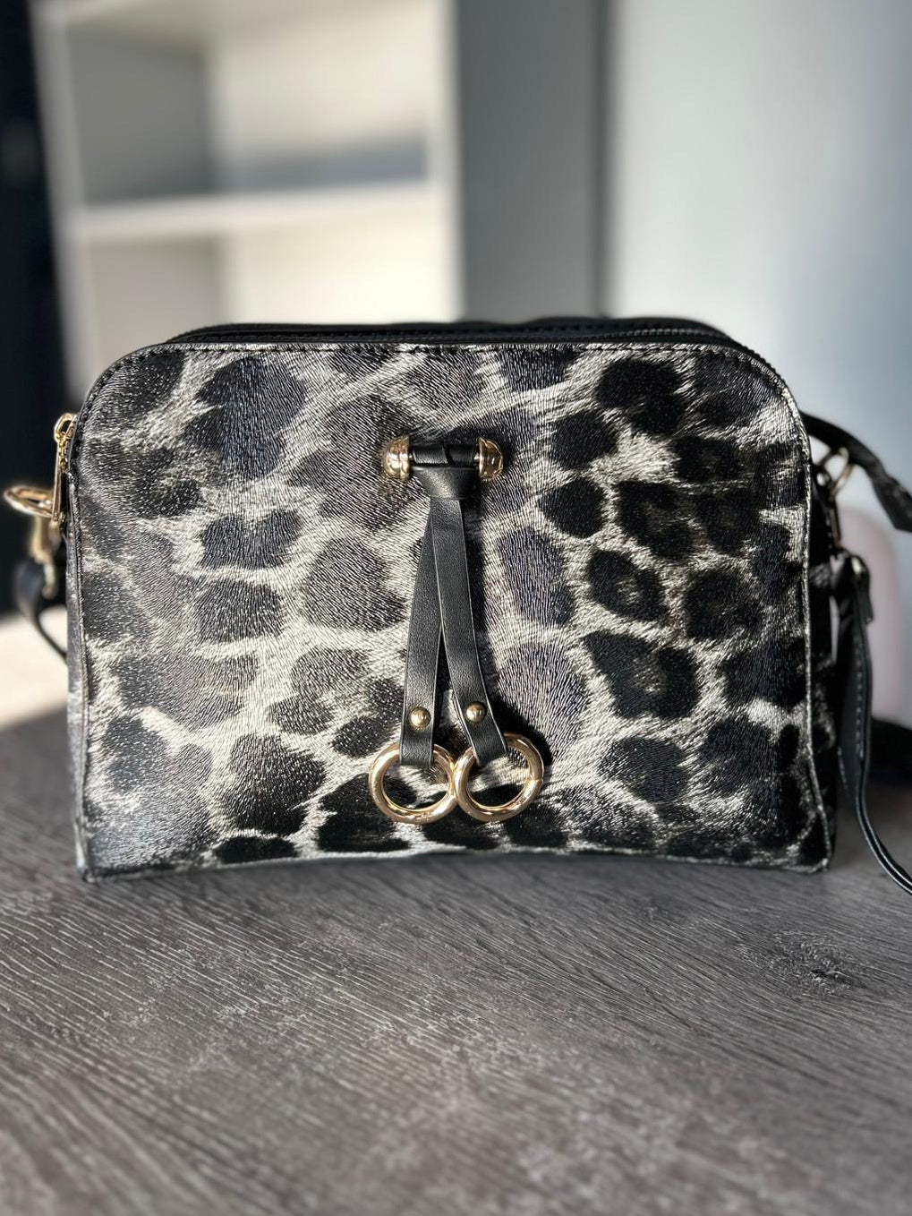 Lacie - Crossbody bag - Grey and Black Leopard Print