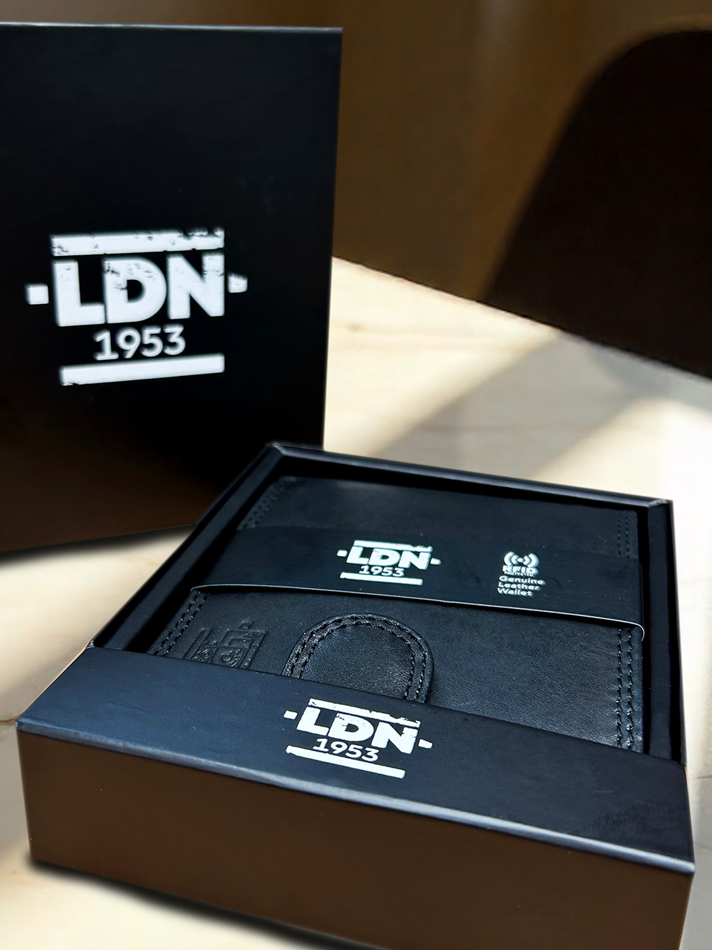 LDN Genuine Leather Wallet - RFID Protected