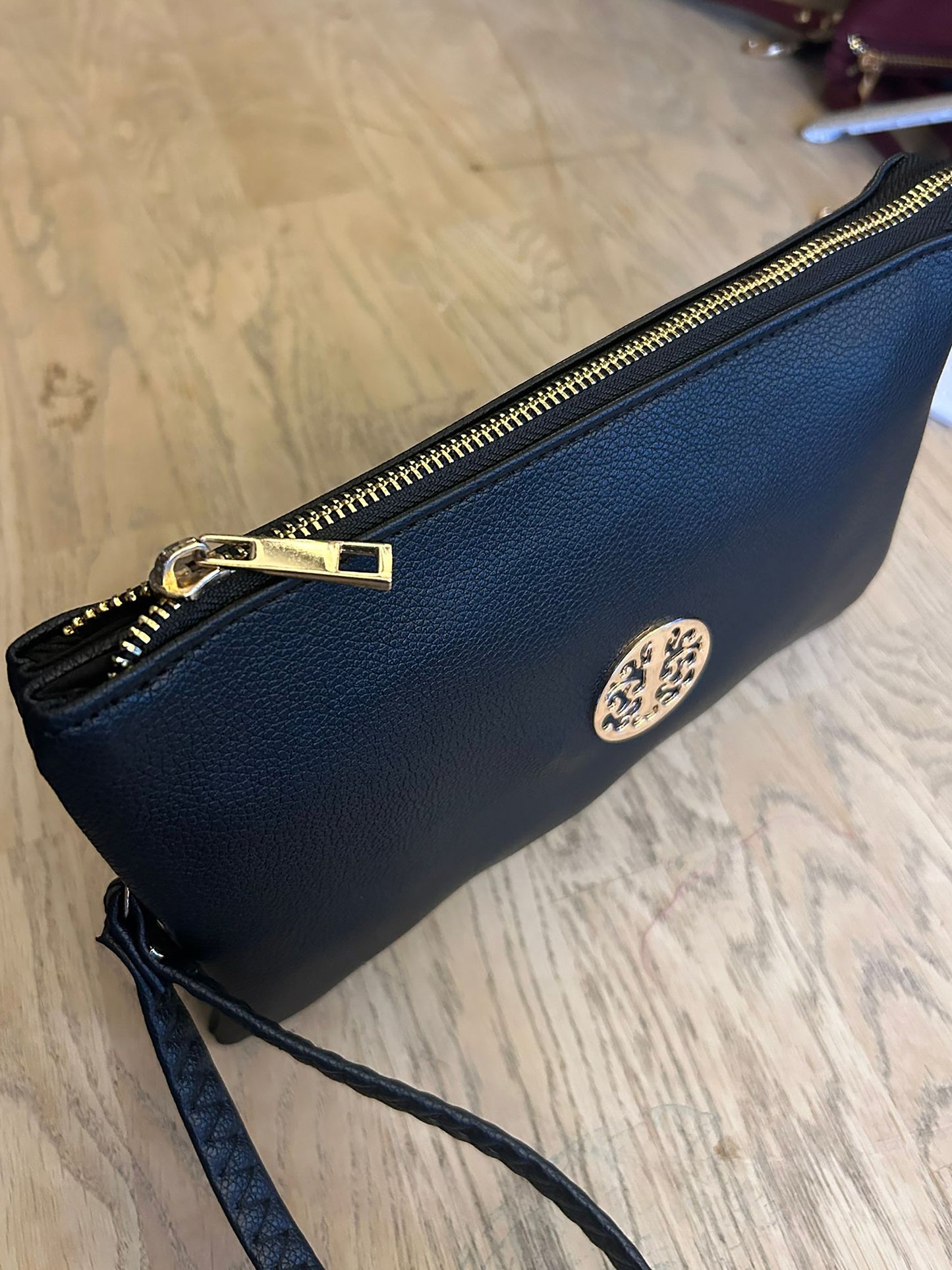 Lola - Slim clutch / Crossbody bag