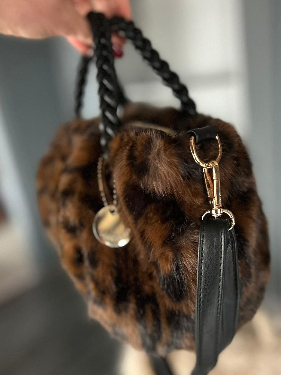 Maddison - Faux fur small crossbody bag