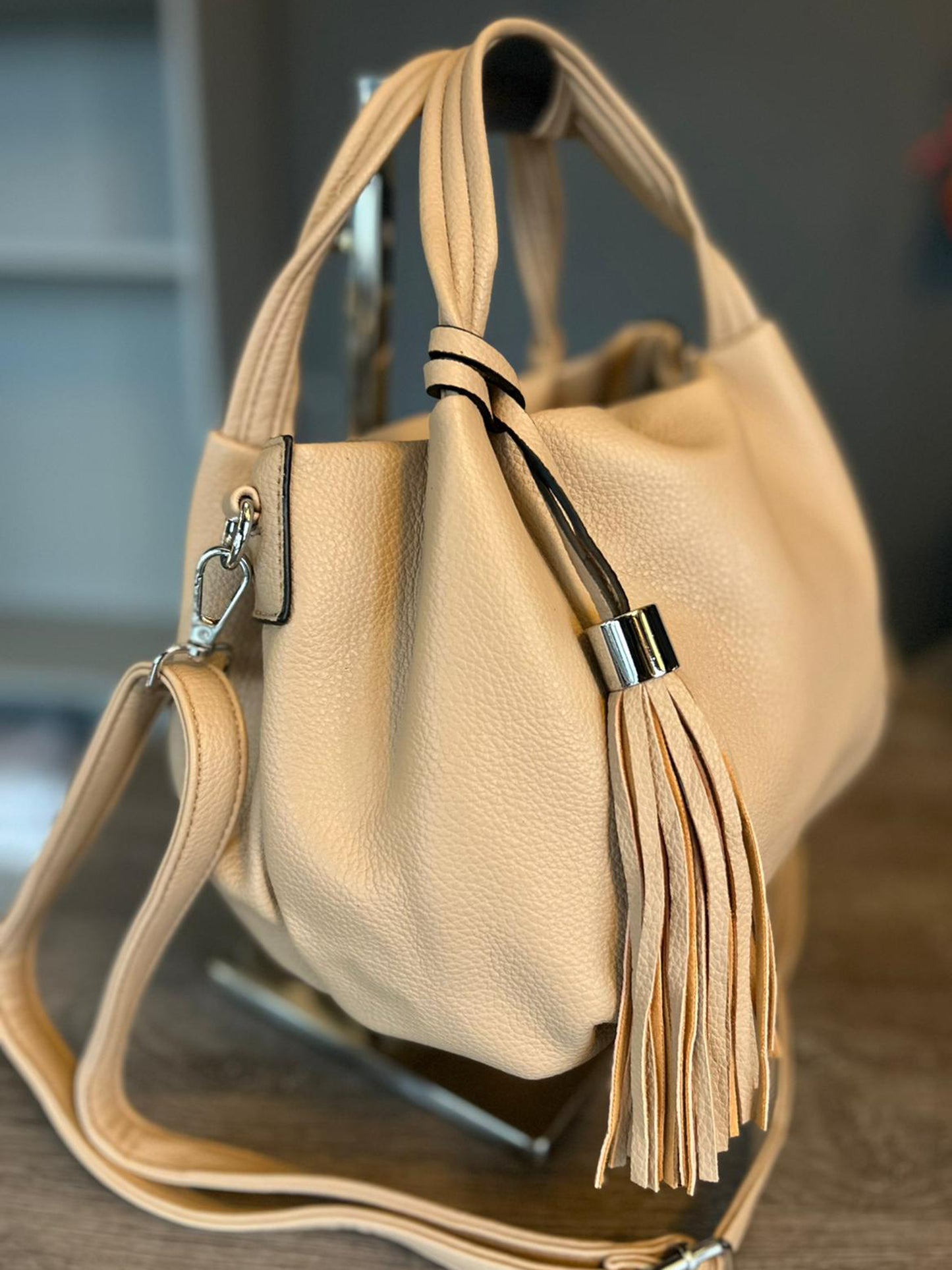 Mia - Faux Leather Soft Grab / Crossbody Bag