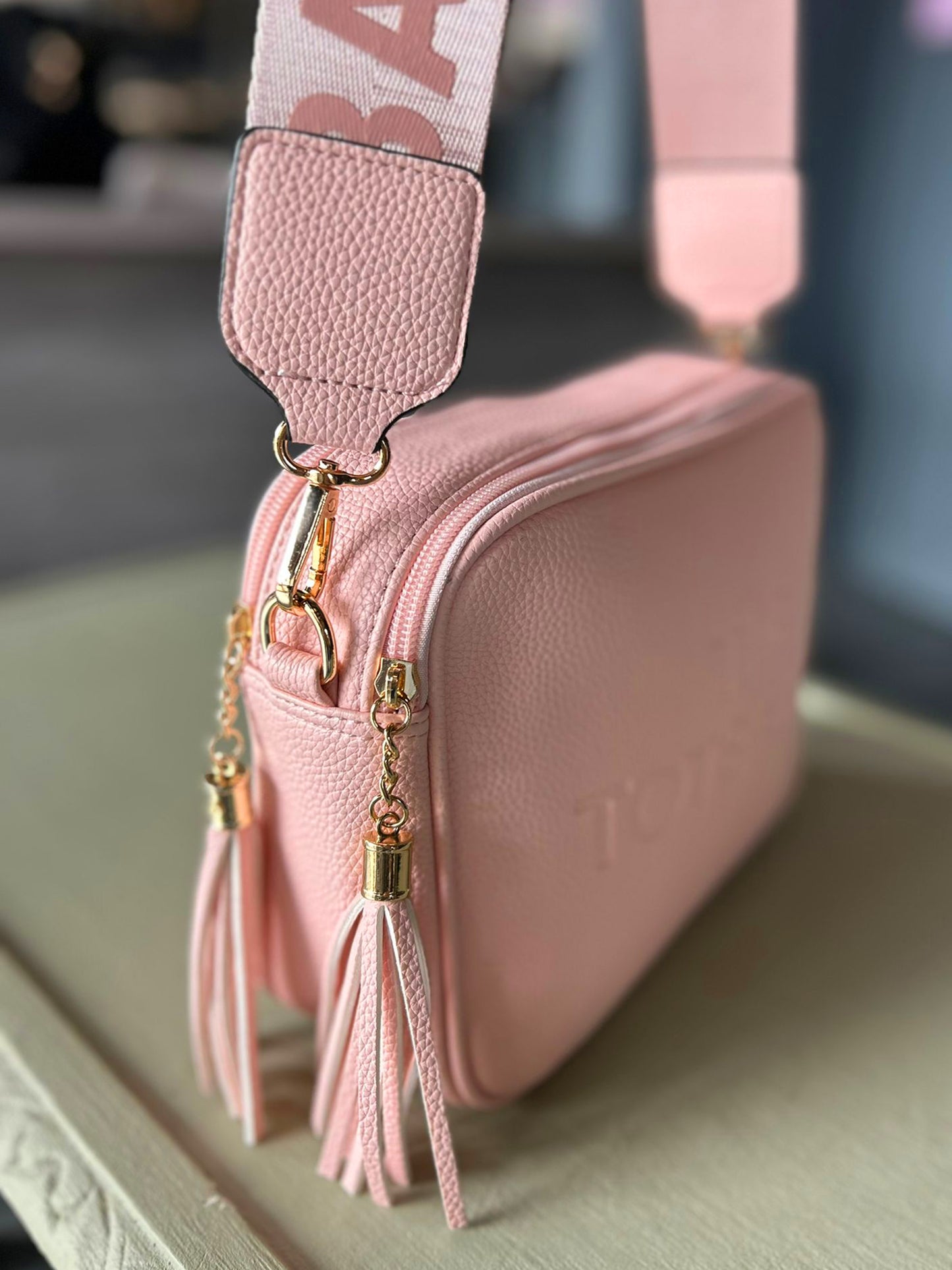Shellie - The Tote Bag - Large Camera Bag