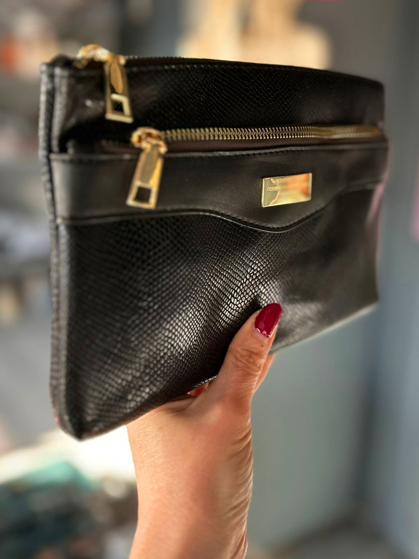 Zana - Faux Leather Small Snakeskin Effect Clutch / Crossbody Bag