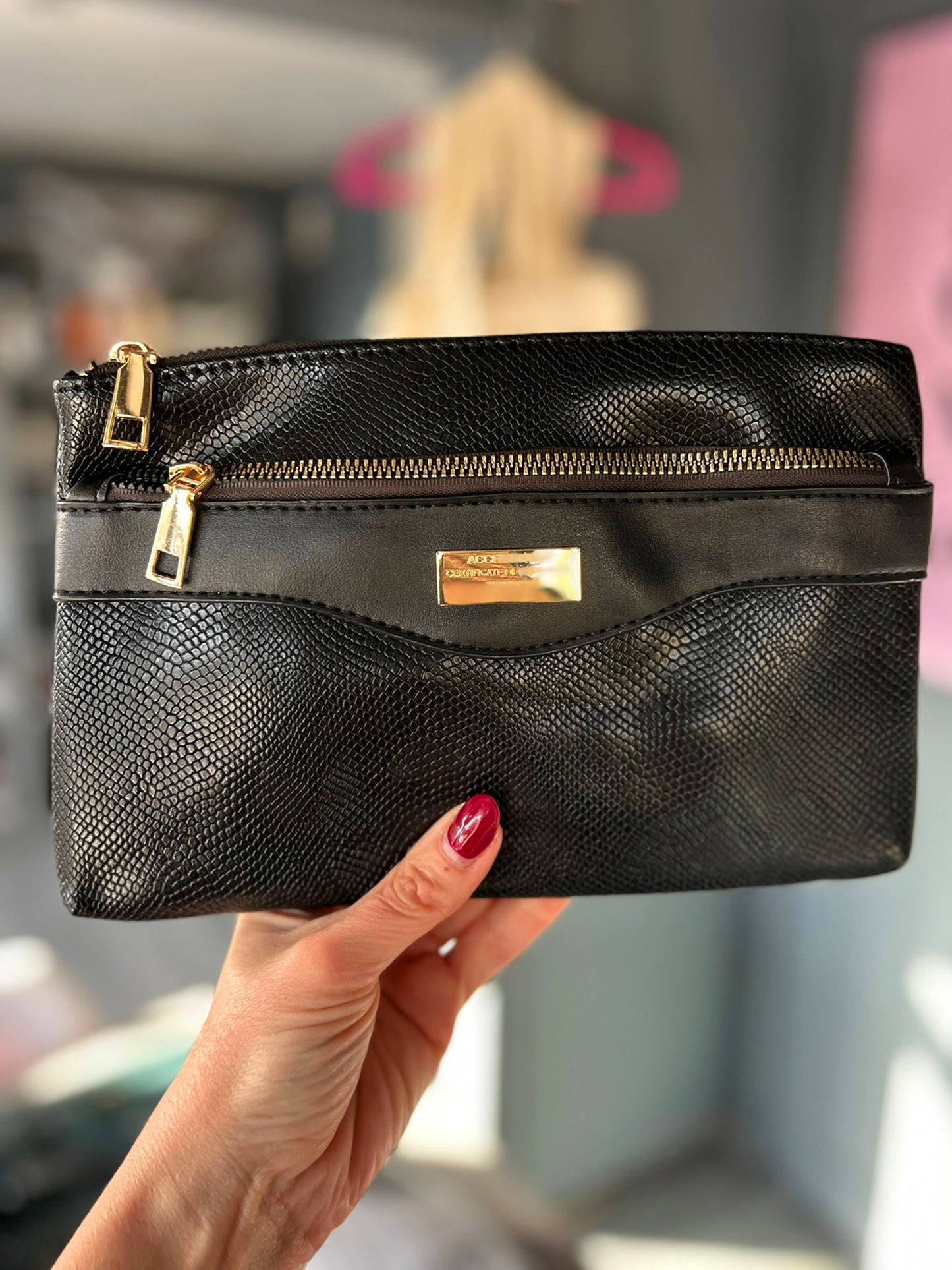 Zana - Faux Leather Small Snakeskin Effect Clutch / Crossbody Bag