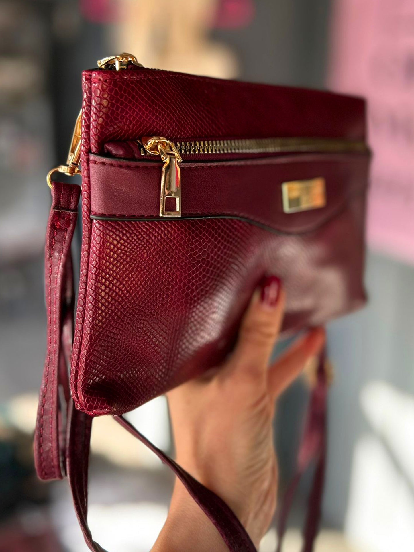 Zana - Faux Leather Small Snakeskin Effect Clutch / Crossbody Bag